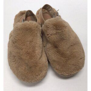 Marc Fisher Fuzzy Faux Fur Slippers Mules Women’s Size 8M Beige